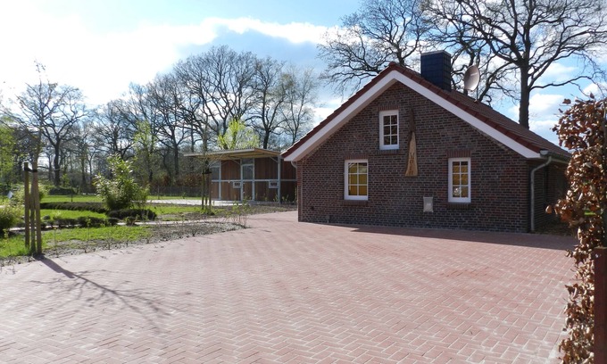 Friedeburg Apartment | Heidihaus - Naturidyll in East Frisia - completely renovated in 2017