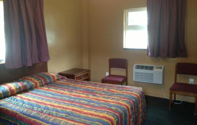 Muskegon Heights Hotel | Heights Motel