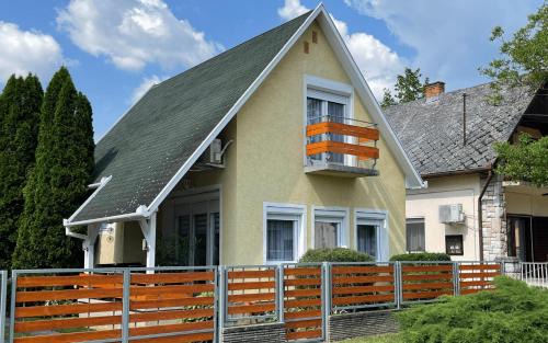 Harkany House | Heilmann Ház