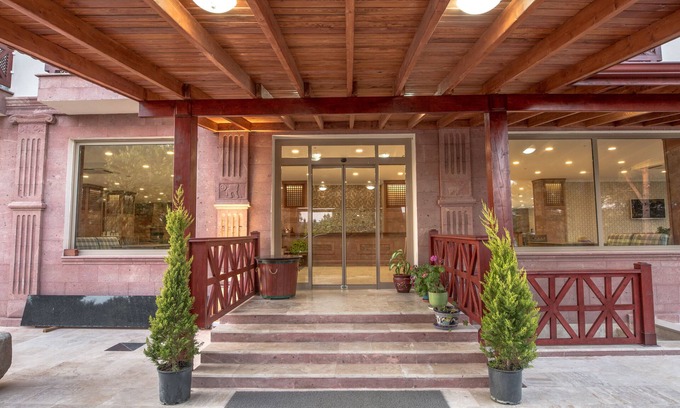 Ezine Hotel | Helen Troya Hotel Geyikli