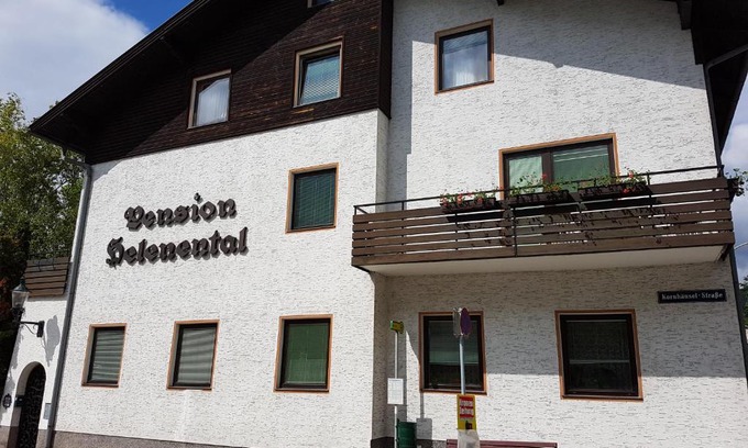 Baden House | Helenental Pension & Apartments