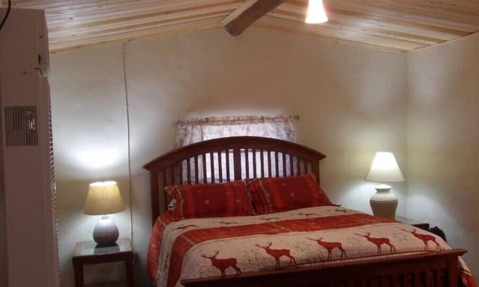 El Porvenir Cabin | Henry Cabin - El Porvenir Cabins - Hermits Peak