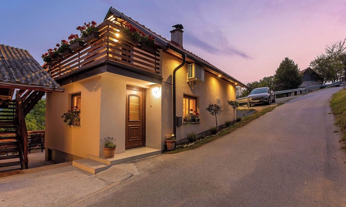 Bostanj House | Herbal House Marjetka