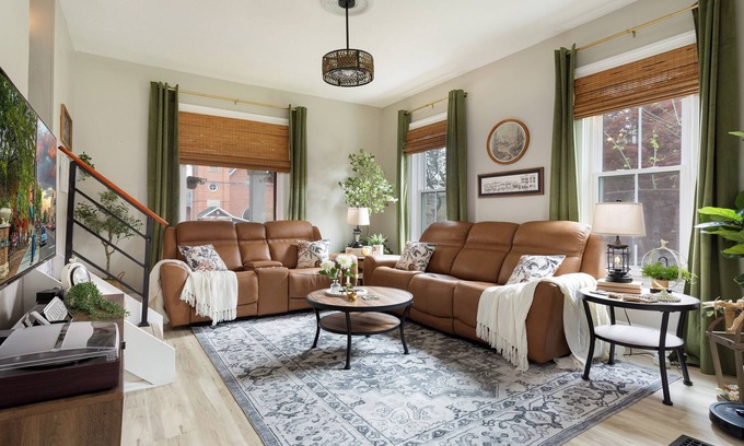 Westerville House | Heritage Haven:Walk to Uptown, Luxe Historic Charm