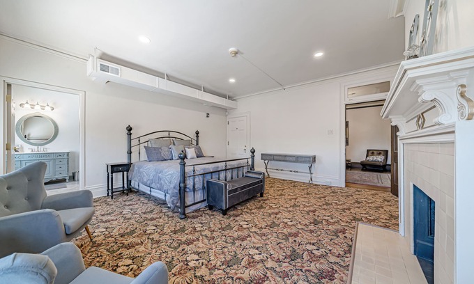 Greensburg Apartment | Heritage Venue and Luxury Living