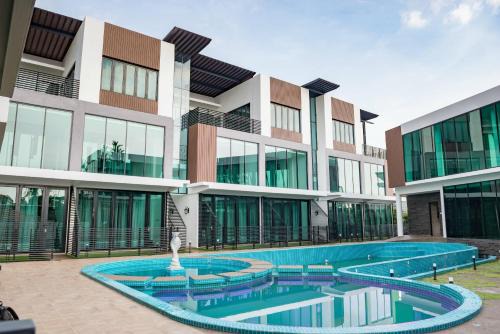 Larut House | Hermitage Boutique House