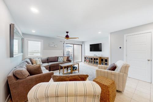 Heron Harbour Isle House | Heron Harbour 220-02