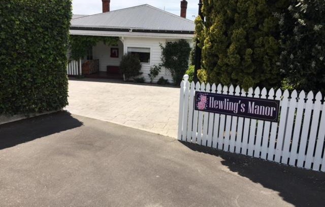 Geraldine Bed & Breakfast | Hewling's Manor