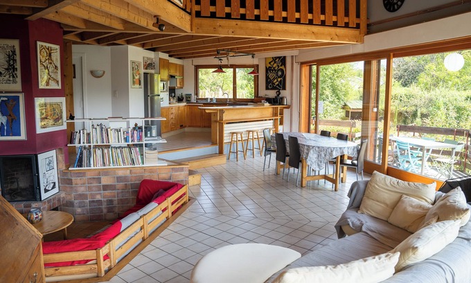 Sciez Apartment | Hexagonal apartment with balcony and garden 3 minutes from the lake