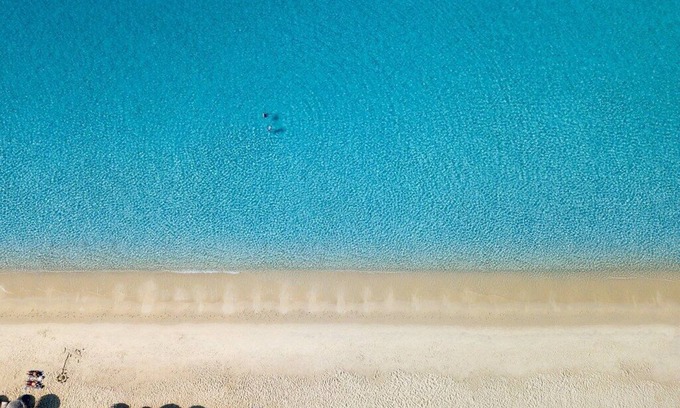 Stelida Villa | Heyblue Seaside 2 villas - sky above, sand below