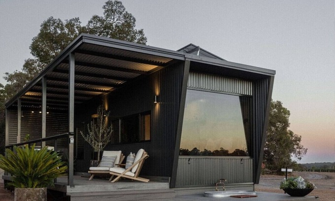 Chapman Hill Cabin | Heyscape Busselton Premium Cabin