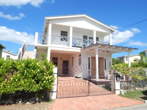 Douglas Apartment | Heywoods Villa