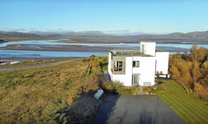 Millom Bed & Breakfast | HH Accommodation