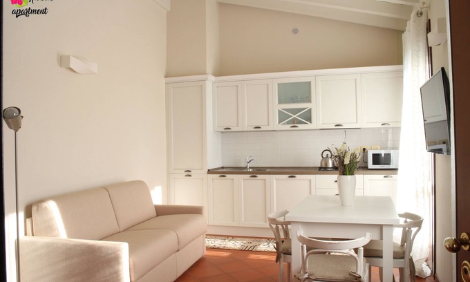 Padenghe sul Garda Apartment | Hibiscus apartment | Garda Lake & Golf