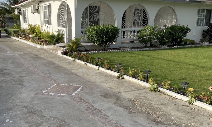 Greenwood House | Hibiscus Place is your home away from home. Entire property is available to you!