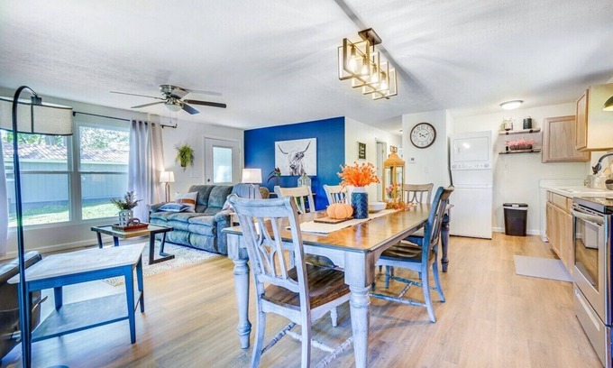 Greenup Cabin | Hickory House - 3 bedroom, open and spacious