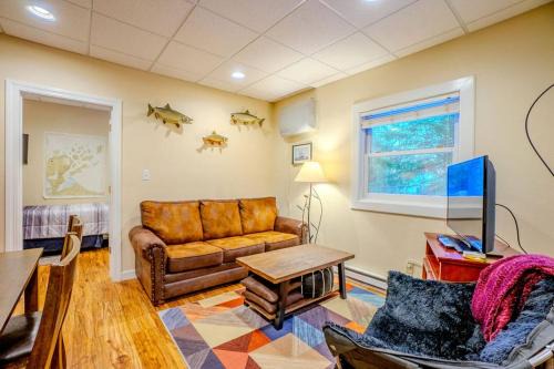 Bayfield House | Hidden Gem, 3 Bed Cozy Condo - Dogs Welcomed