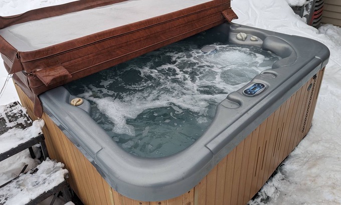 Ontonagon Cottage | Hidden Hot Tub Haven