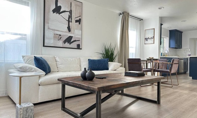 North Redondo House | Hidden South Bay Gem Manhattan/Redondo Beach