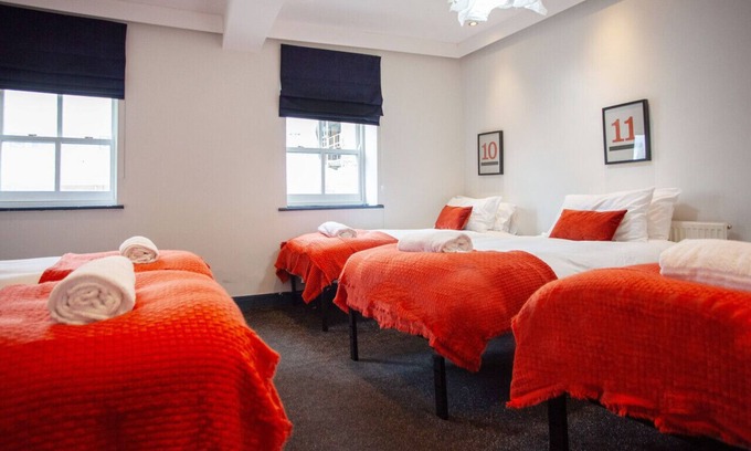 Butetown House | higgihaus 107 F Sleeps 4 Sunday - Friday