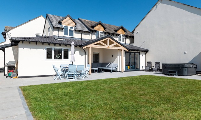 Instow House | High Beach Instow - Three Bedroom House, Sleeps 6