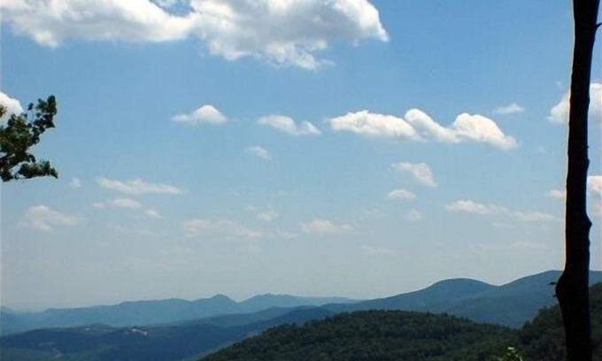 Deep Gap Cabin | High Country near Boone and the Blue Ridge Parkway