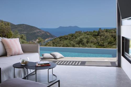 Fternon Villa | High-end Villa Faos "One"