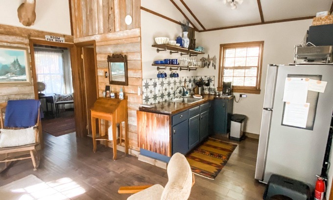 Wardensville Cabin | High View Hideaway - A Cozy Lost River Cabin Escape