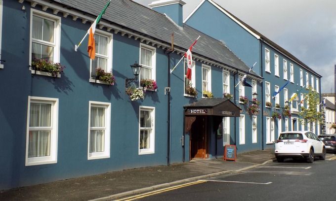 Glenties Hotel | Highlands Hotel