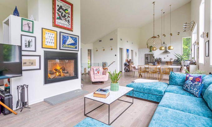 West Hurley House | Highpoint