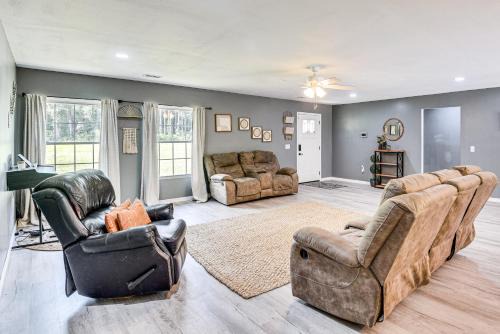 Silver Springs House | Hike, Fish and Explore Retreat in Silver Springs!