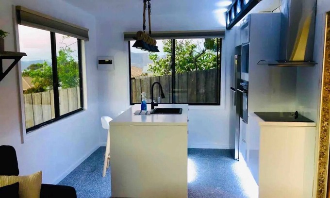 Hobart House | Hikers paradise/couples escape. Cls to MONA/Hobart