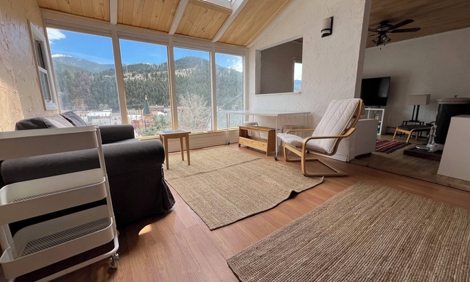 Idaho Springs House | Hillside 3-bedroom House - spectacular views and light - wonderful Idaho Springs
