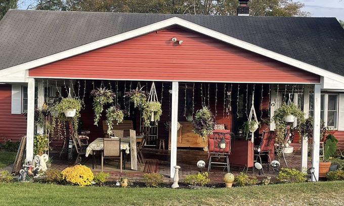 Chillicothe House | Hillside Haven Farm Stay