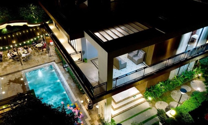 Luong Son Villa | Hillside Villa