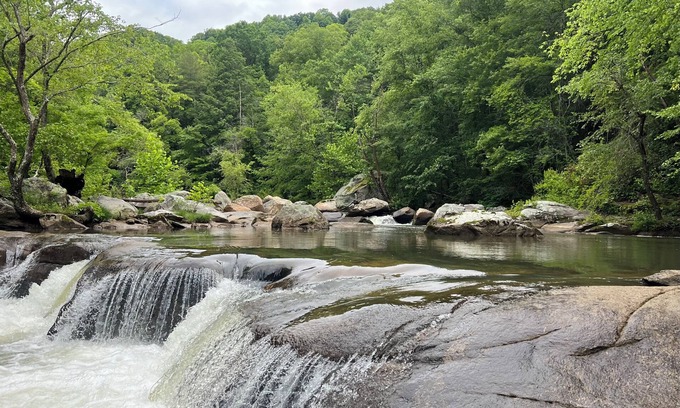 Rutherfordton Cottage | Hilltop Private Tiny Chalet on a Large Farm. Tryon Equestrian. Starlink WiFi.