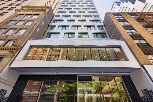 Midtown East Hotel | Hilton Club The Central at 5th New York