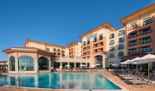 Rockwall Resort | Hilton Dallas/Rockwall Lakefront Hotel