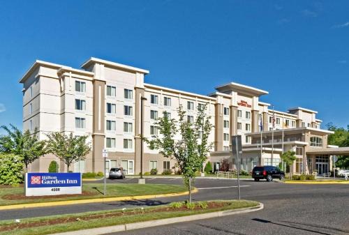 Mount Laurel Hotel | Hilton Garden Inn by Hilton Mount Laurel