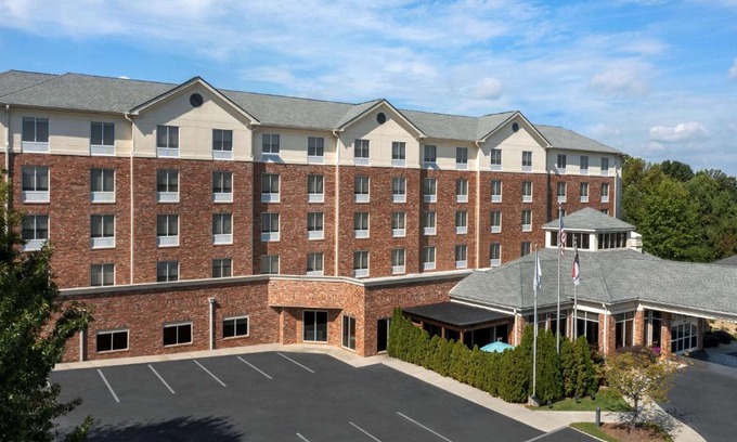 Mount Mourne Hotel | Hilton Garden Inn Charlotte/Mooresville