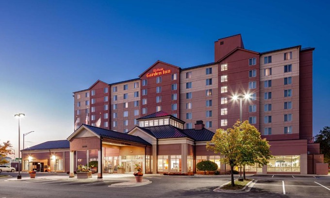Des Plaines Hotel | Hilton Garden Inn Chicago O'Hare Airport