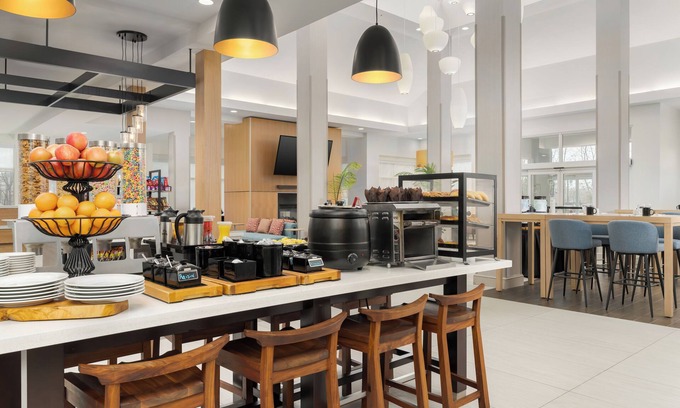 Dover Hotel | Hilton Garden Inn Dover