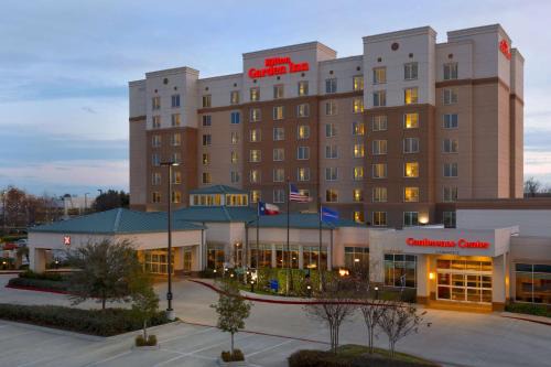 Fairbanks Hotel | Hilton Garden Inn Houston NW America Plaza