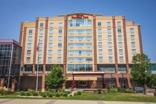City Center Hotel | Hilton Garden Inn Mankato Downtown