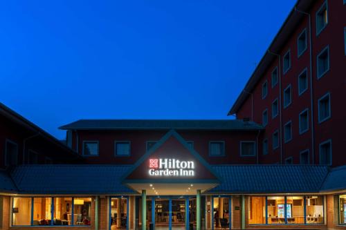 Somma Lombardo Hotel | Hilton Garden Inn Milan Malpensa