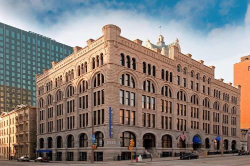 East Town Hotel | Hilton Garden Inn Milwaukee Downtown