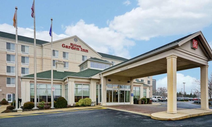 Ridgefield Park Hotel | Hilton Garden Inn Ridgefield Park