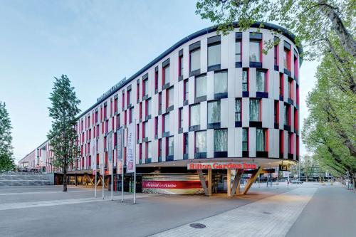 Wasen Hotel | Hilton Garden Inn Stuttgart NeckarPark