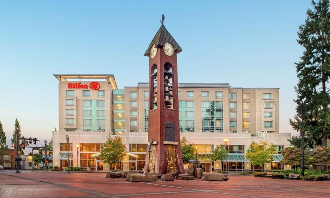Downtown Vancouver Hotel | Hilton Vancouver Washington