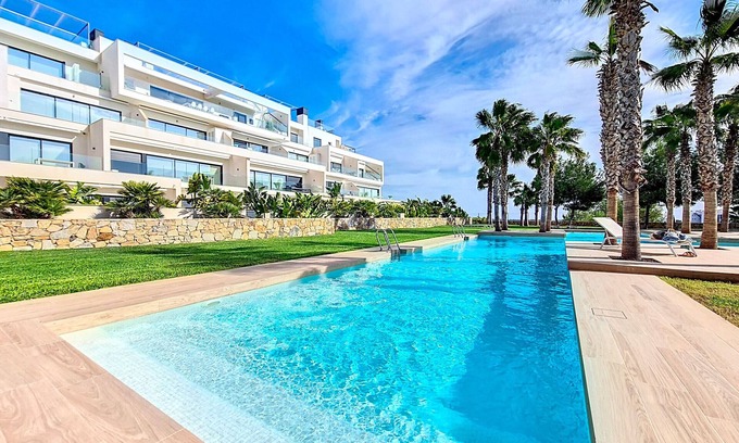 Lo Rufete Apartment | Hinojo143 @ Las Colinas Golf & Country Club